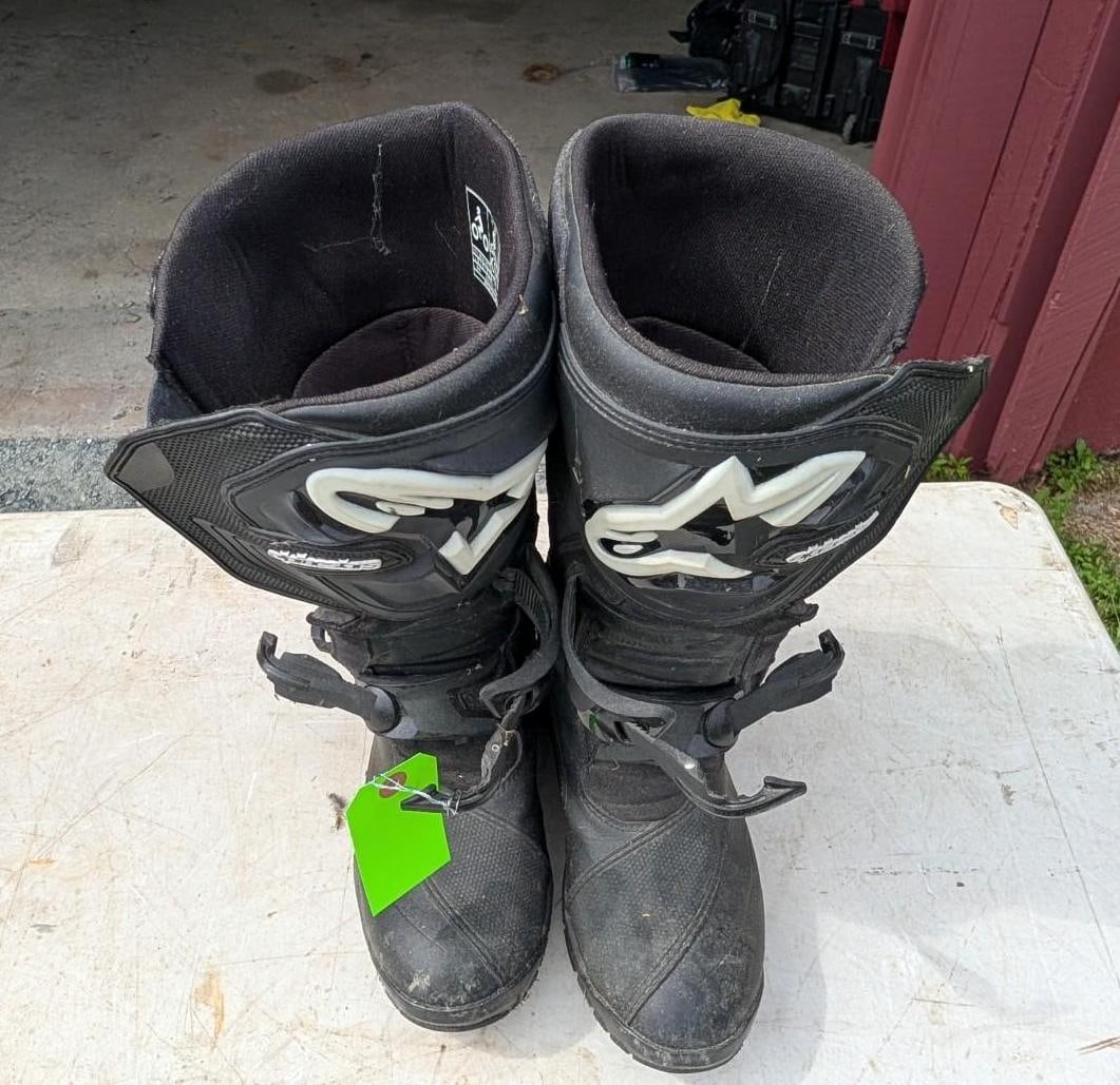 (4) Pairs of Motorcycle Riding Boots - 13