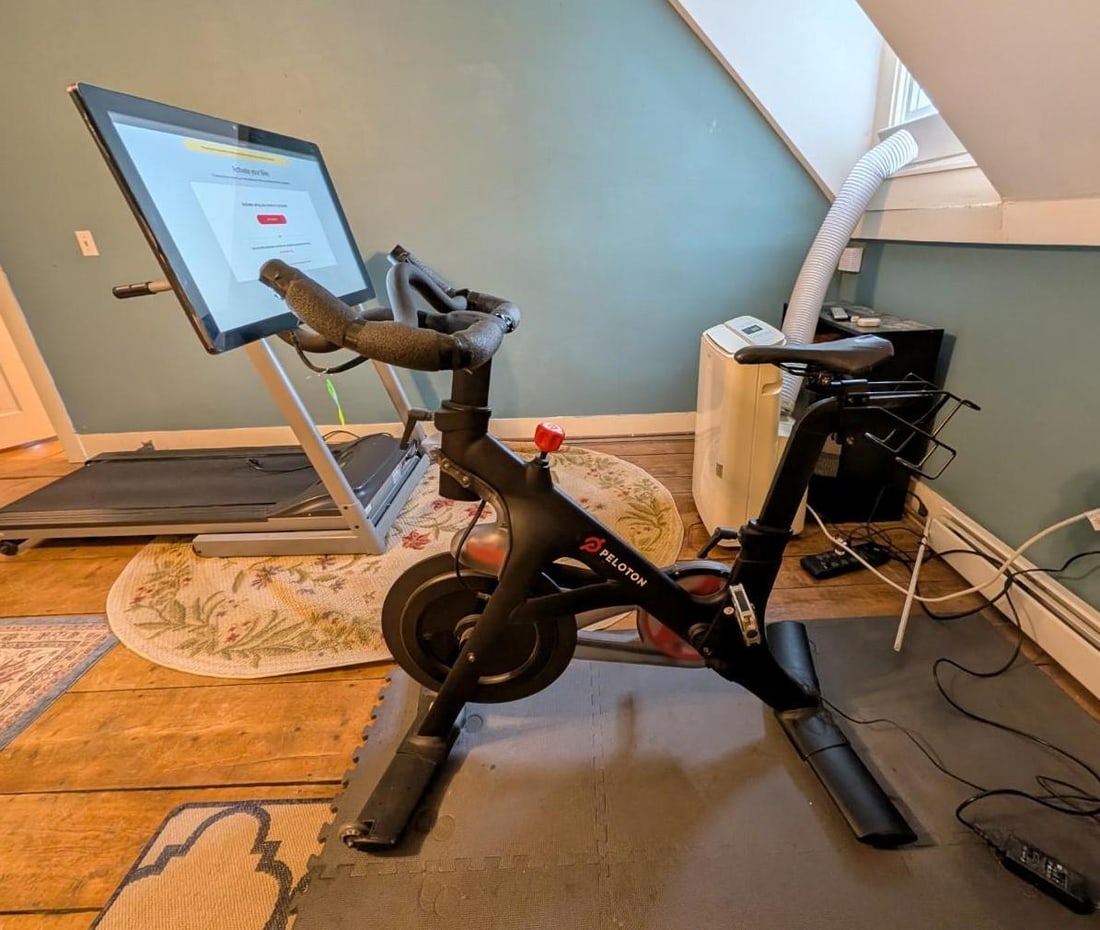 Peloton Stationary Bike - 5