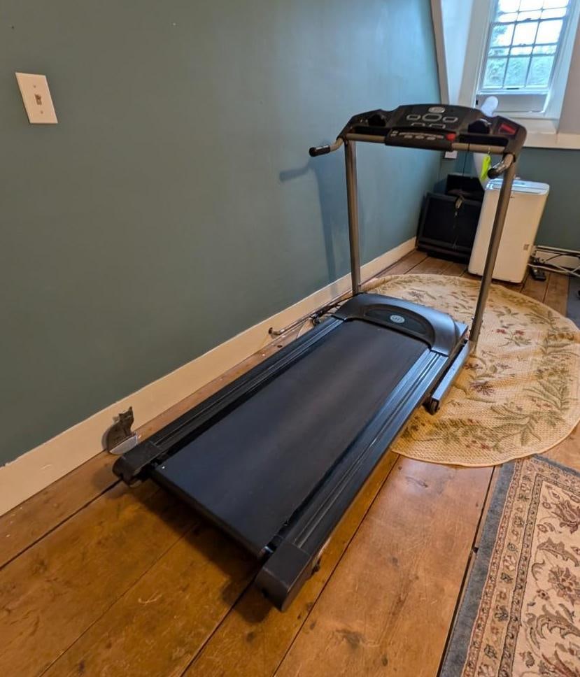 Horizon Fitness TSC3 Treadmill (1 of 10)