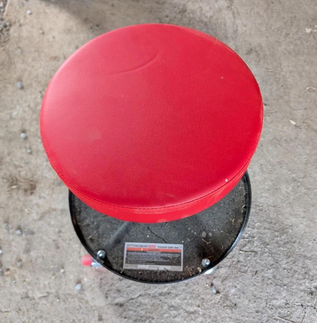 Pittsburgh Rolling Stool - 3