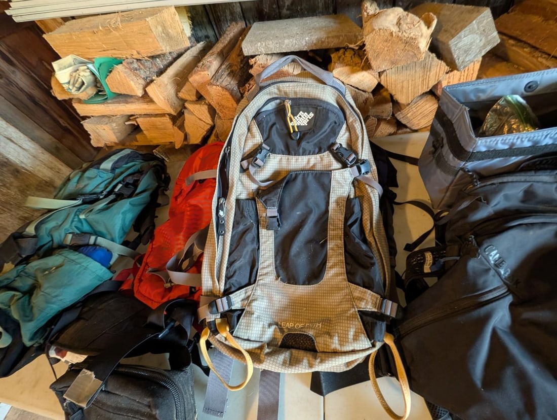 (16+/-) Outdoor Backpacking/Hiking Backpacks - 8