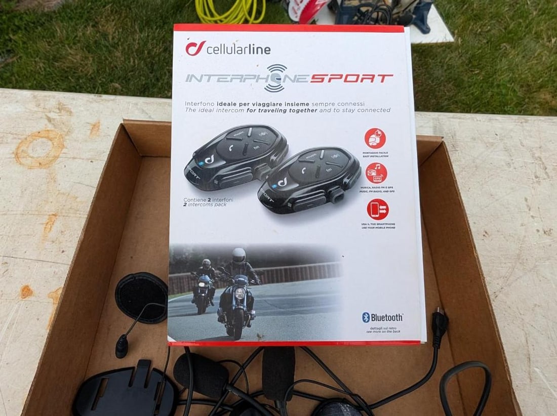 Pair of Cellularline Interphone Sport Comms - 4