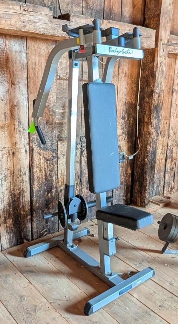 Body Solid GPM65 Plate Loaded Pec Machine - 2