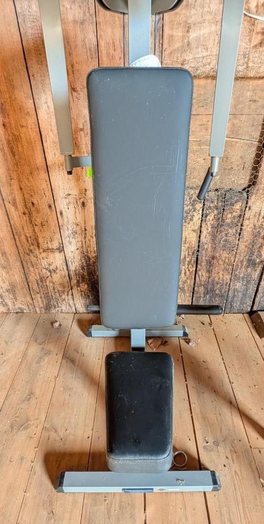 Body Solid GPM65 Plate Loaded Pec Machine - 5