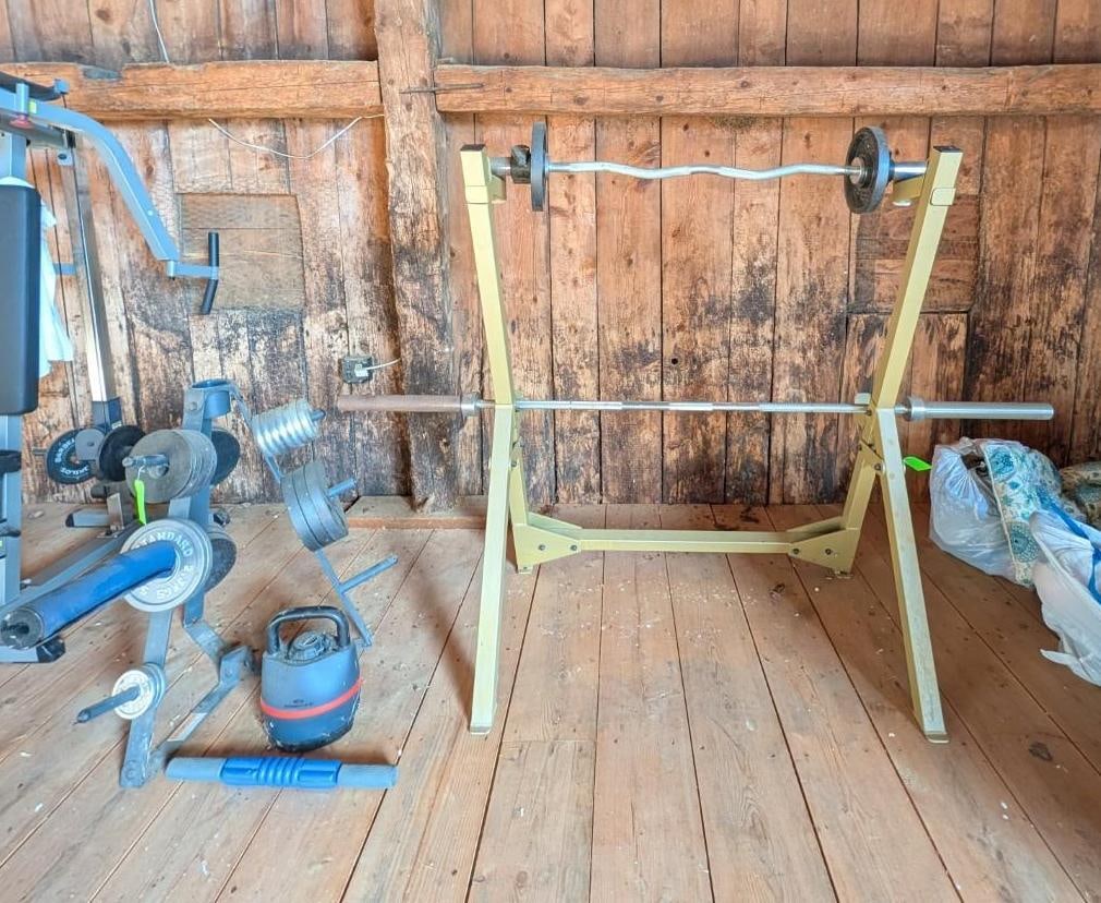 Standing Squat Rack W/ Weights: 46" x 31" x 56" **buyer responsible for removal**, Location: Barn