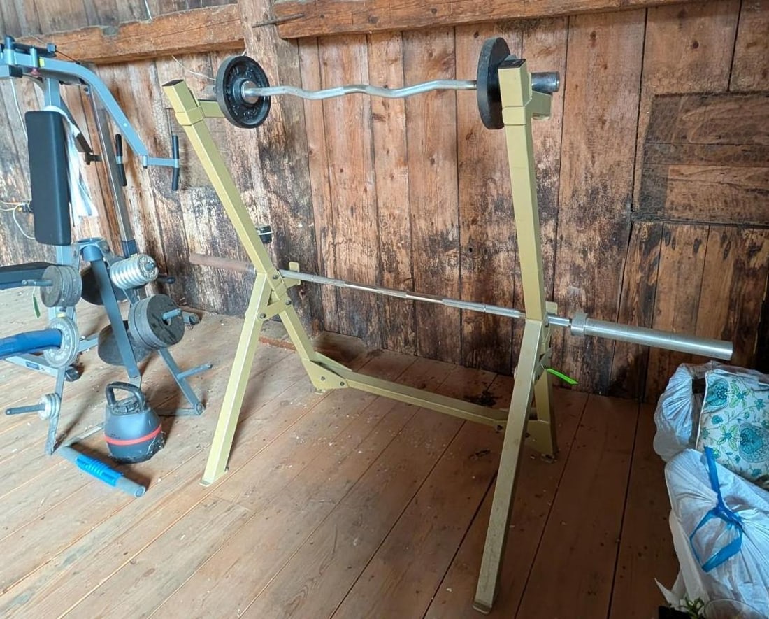Standing Squat Rack W/ Weights - 3