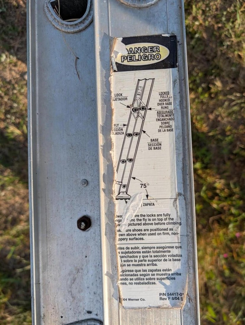Stanley 20' Extension Ladder - 5