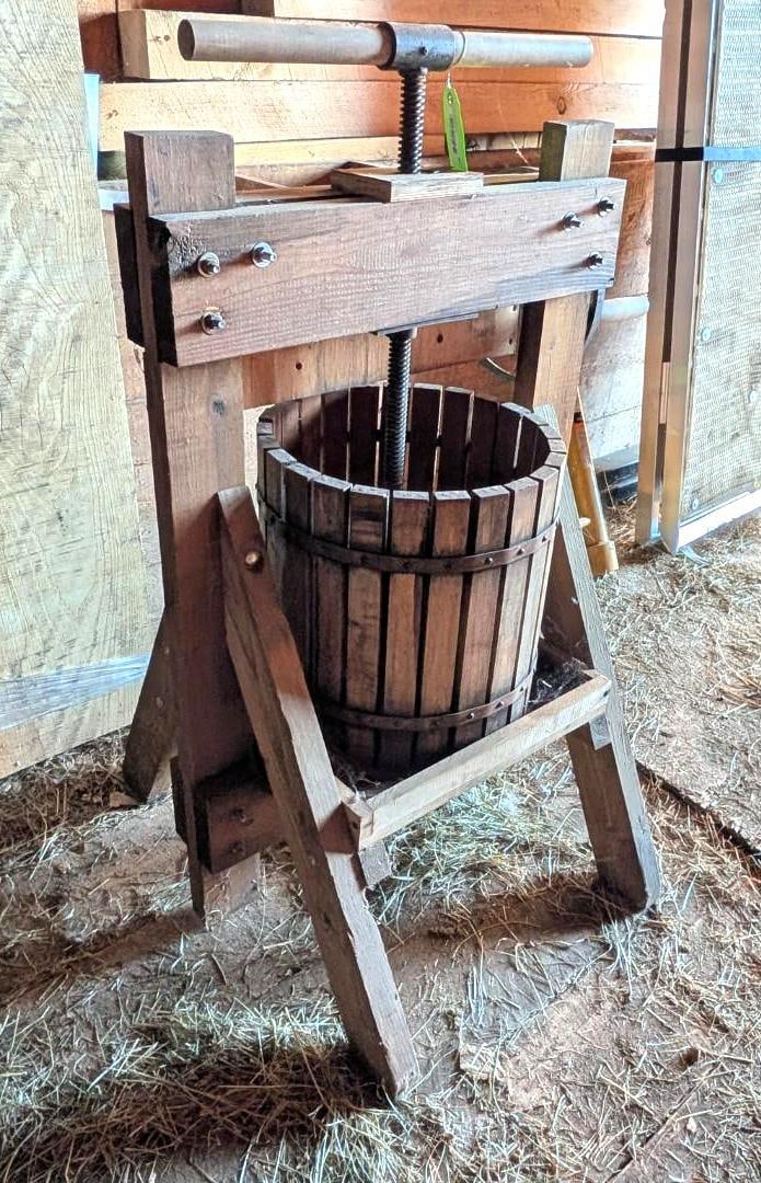 Cider Press w/ Grinding Attachment - 2