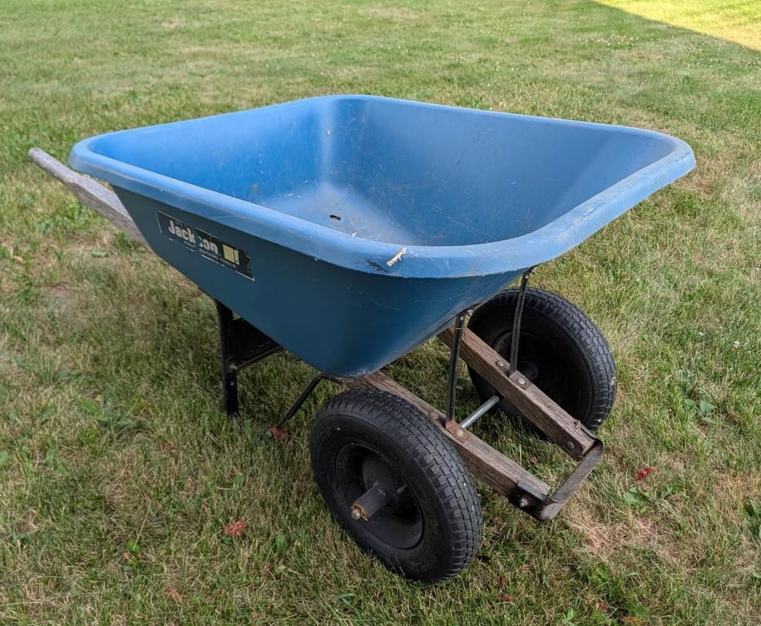 Jackson Wheelbarrow: tub in slight need of repair, Location: Barn