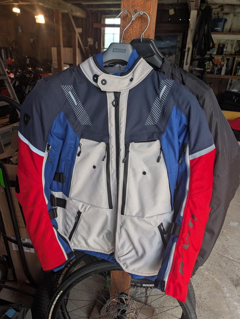 Rev'It Sand 5 H2O Jacket & Liners (1 of 14)
