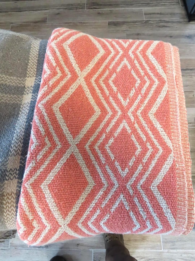 (4) Cotton & Cotton Blend Throws in Tote - 2