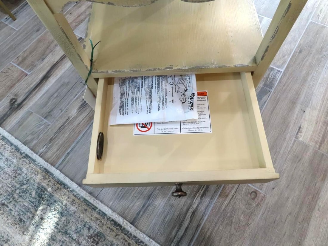 Hooker Painted 1-Drawer Stand - 3