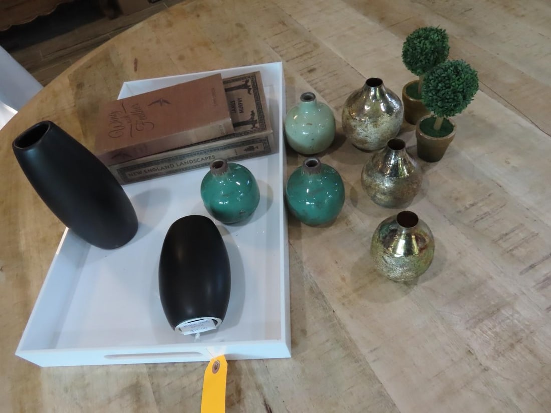 (13) Pieces Asst. Decoratives (1 of 4)