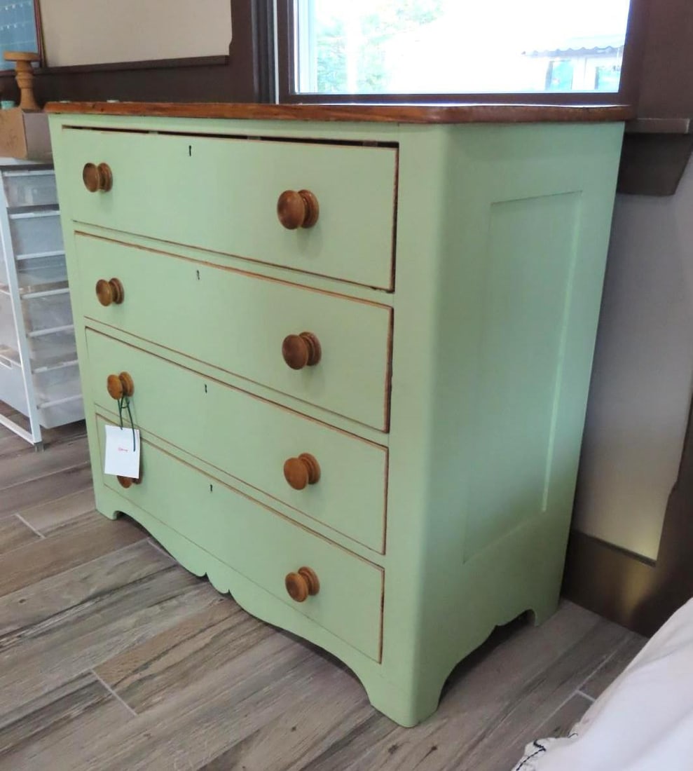 Painted Pine 4-Drawer Cottage Chest - 3