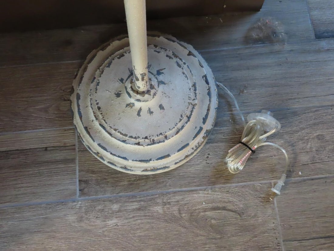 White Painted Standing Lamp - 4