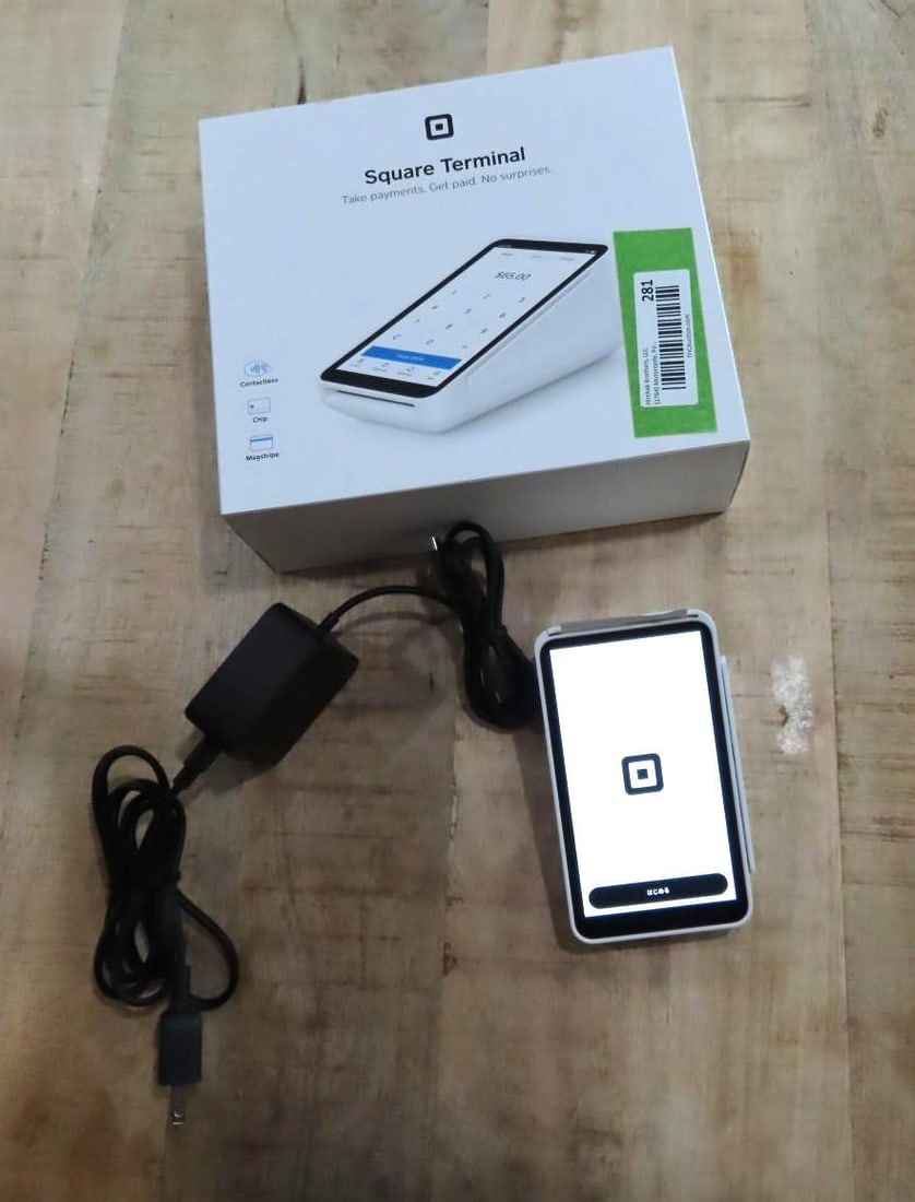 Square Terminal (1 of 1)