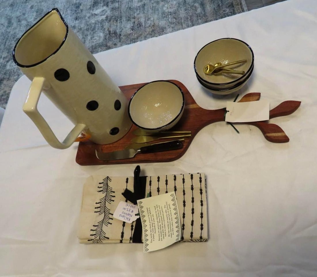 (16) Piece Tableware Set: including cheeseboard, pitcher, and napkin set