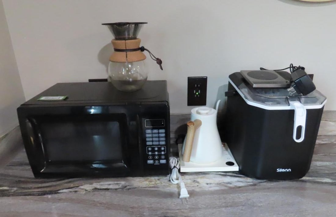 Appliance Lot (1 of 5)