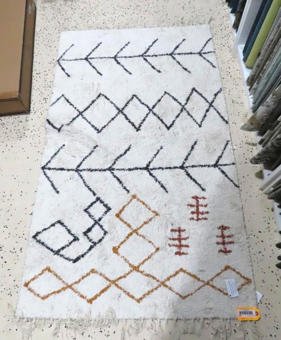 Cotton Area Rug: 3' x 5'