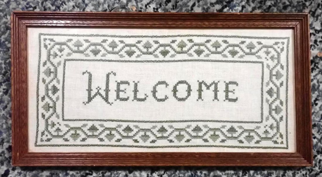 (25) Pieces of Asst. Decor - 4