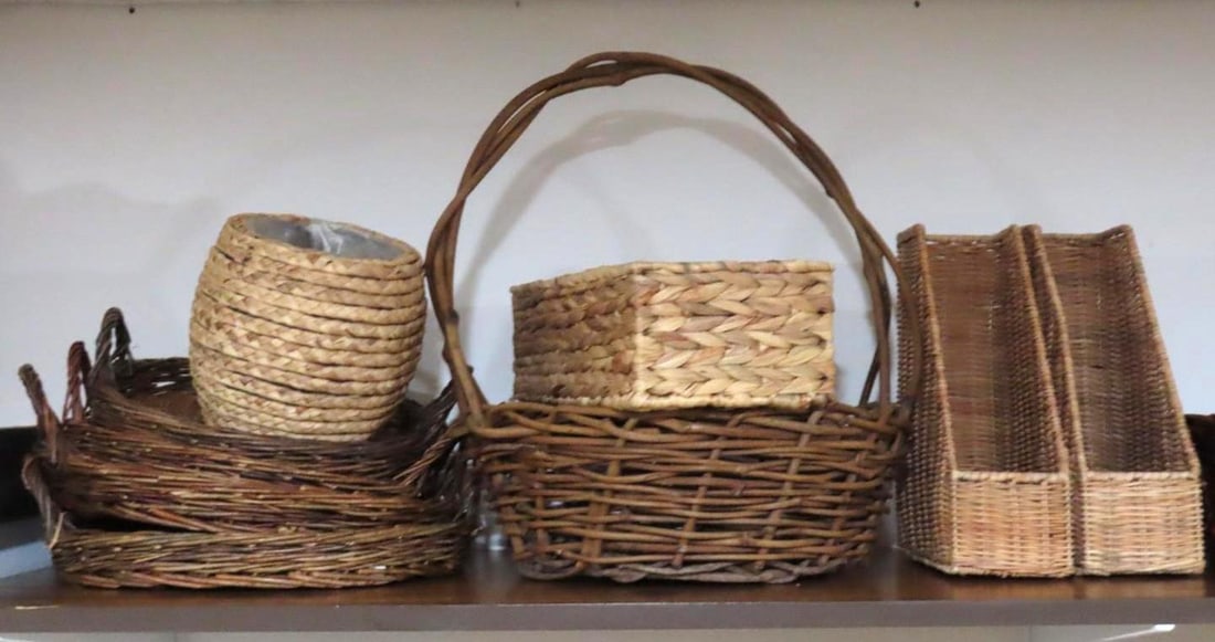 (13) Wicker Baskets/Trays - 2