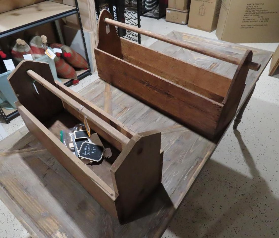 (2) Wood Totes (1 of 3)
