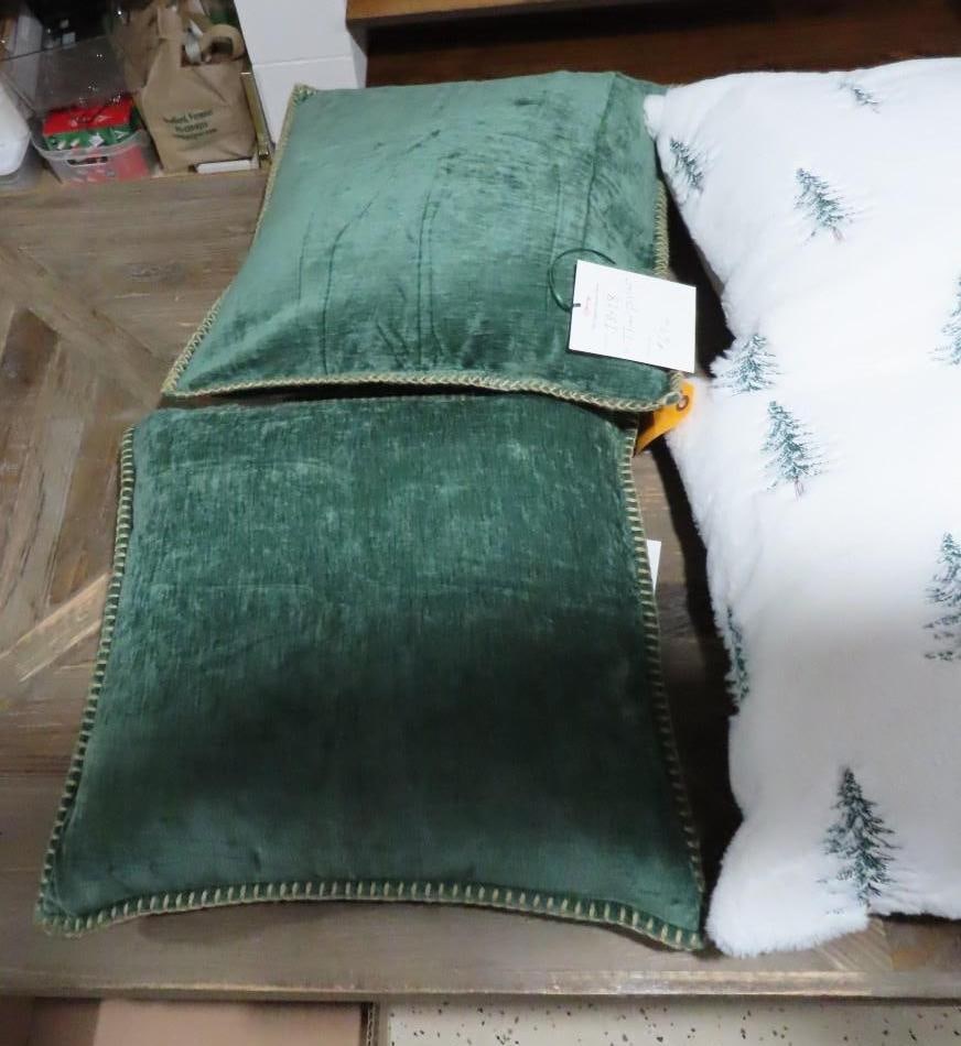 (4) Throw Pillows - 3