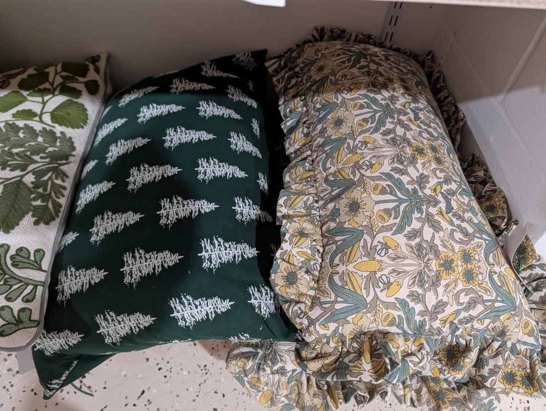 (8) Asst. Throw Pillows - 6