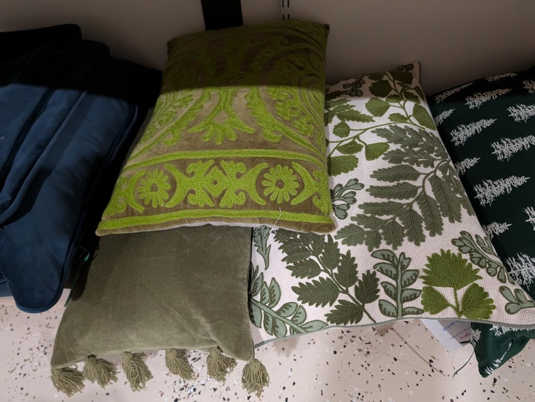 (8) Asst. Throw Pillows - 7