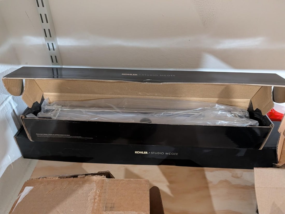 Bathroom Hardware Lot - 5