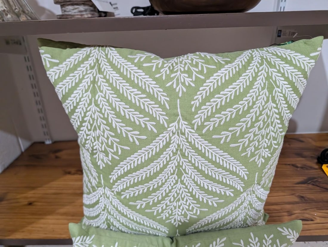 (2) Pairs of Throw Pillows - 5