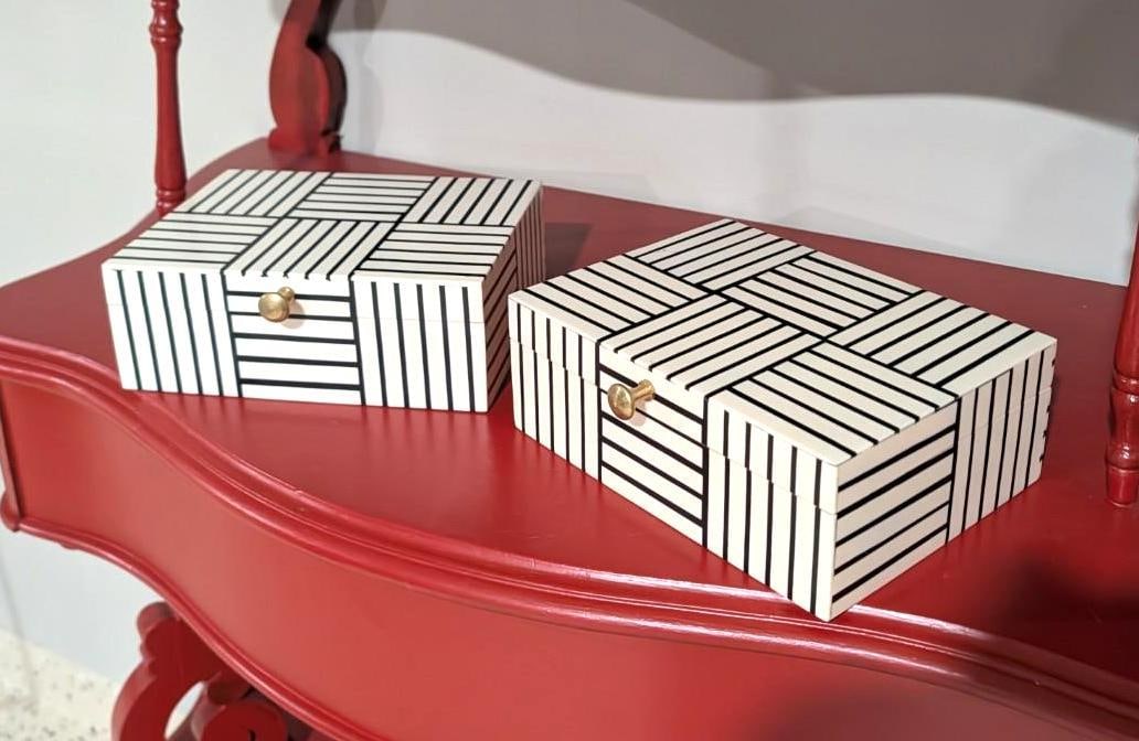 (2) Black & White Pattern Veneered Covered Boxes - 3