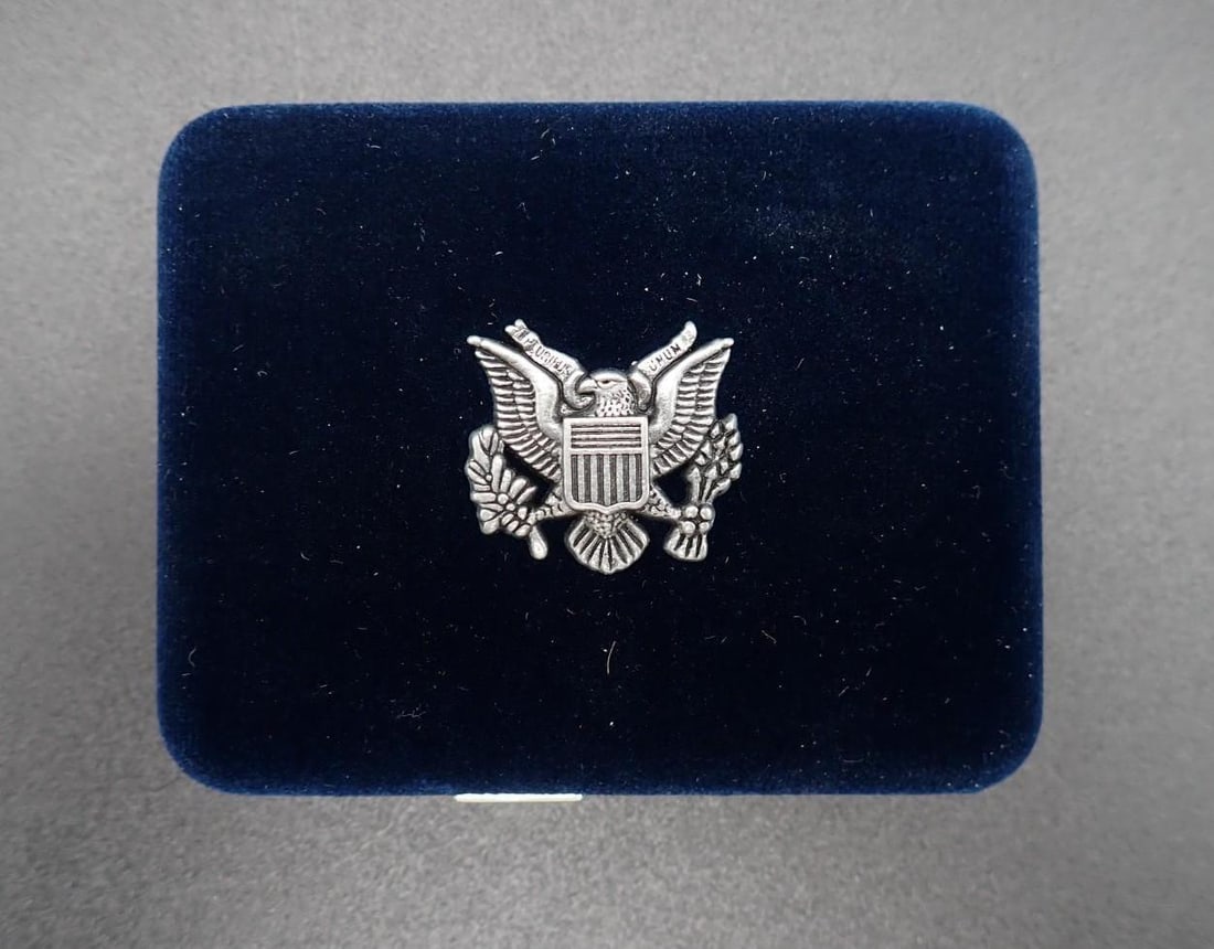 2016-W U.S. American Liberty Silver Medal - 3