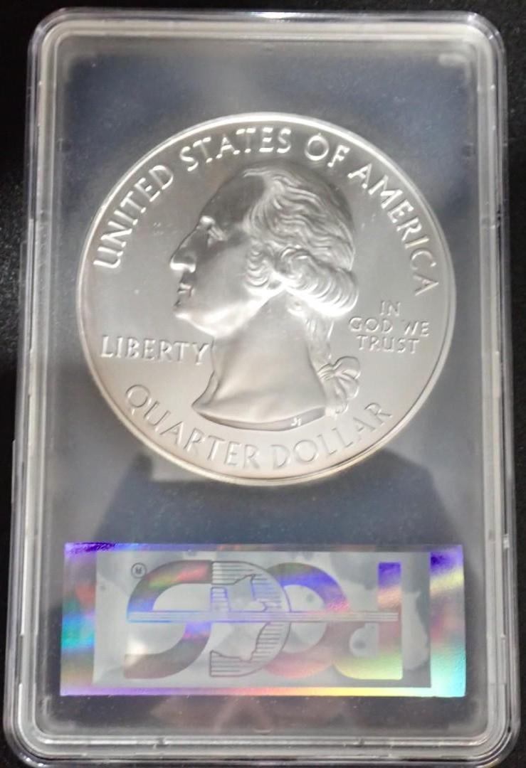 2010 America The Beautiful 5 Ounce .999 Silver Uncirculated Coin - 2