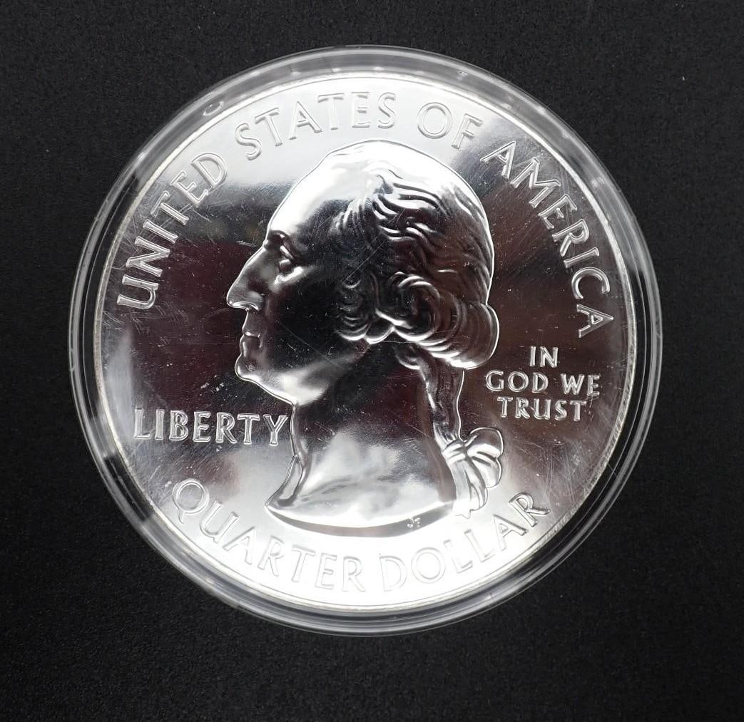 2013 America The Beautiful 5 Ounce .999 Silver Uncirculated Coin: 2013 America The Beautiful 5 Ounce .999 Silver Uncirculated Coin -Perry's Victory, Ohio