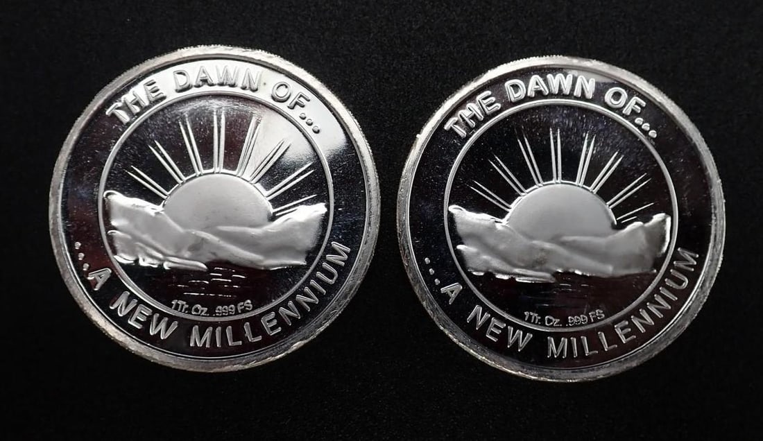 (2) 2000 "The Dawn of a New Millenium" 1 Ounce .999 Silver Rounds - 2