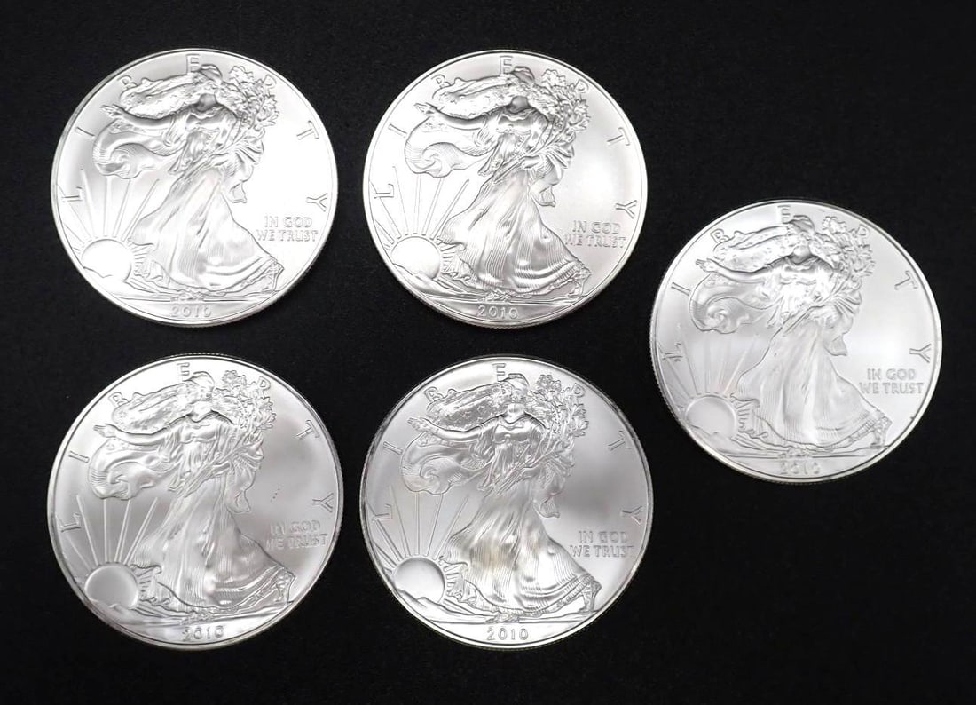 (5) 2010 U.S. American Eagle 1 Ounce .999 Silver Coins: (5) 2010 U.S. American Eagle 1 Ounce .999 Silver Coins -