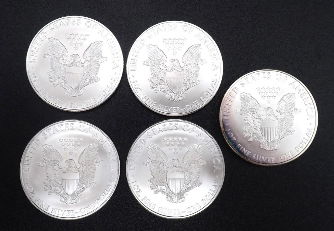 (5) 2010 U.S. American Eagle 1 Ounce .999 Silver Coins - 3