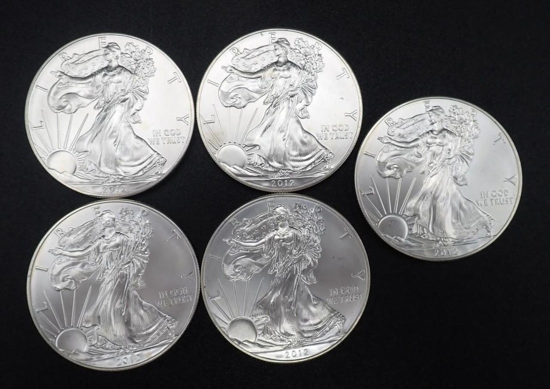 (5) 2012 U.S. American Eagle 1 Ounce .999 Silver Coins (1 of 2)