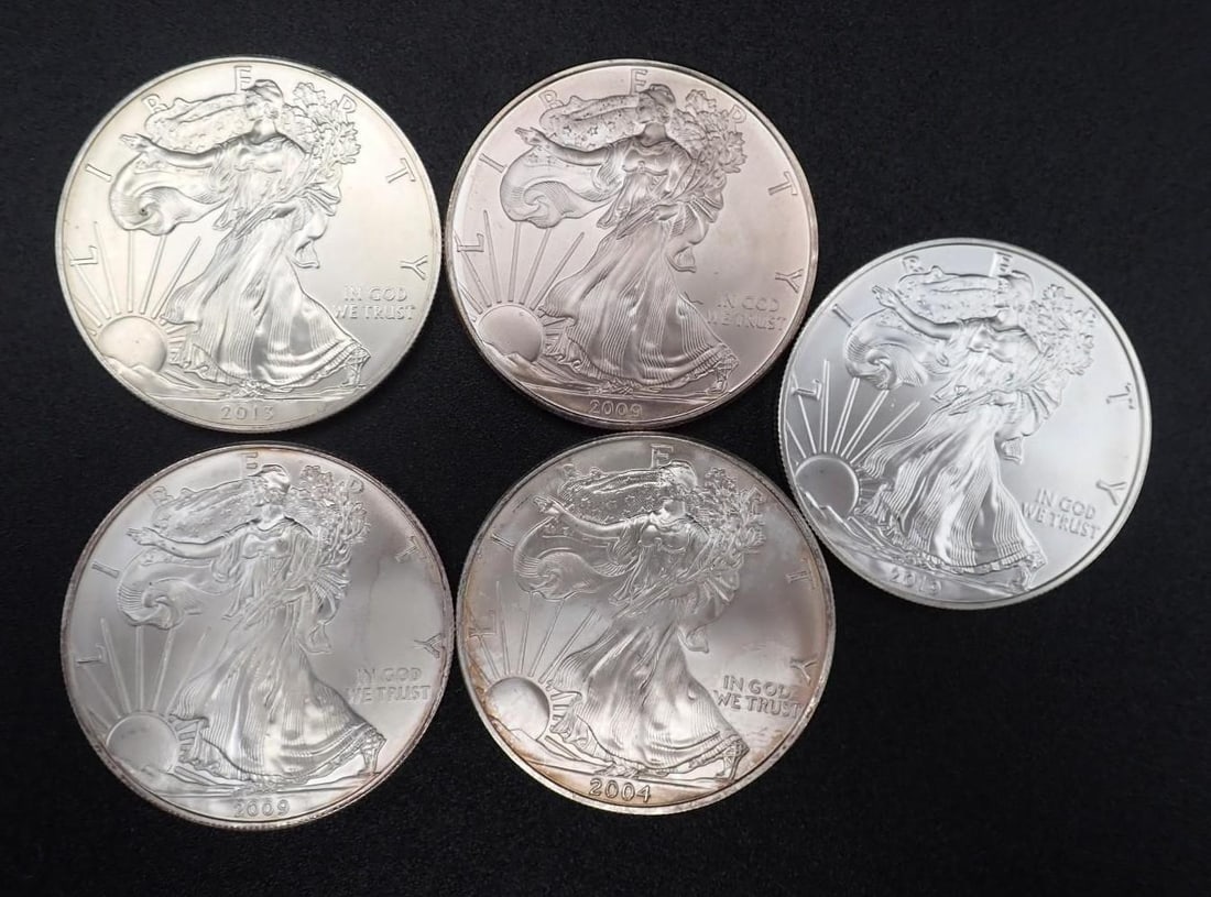 (5) Mixed Date U.S. American Eagle 1 Ounce .999 Silver Coins: (5) Mixed Date U.S. American Eagle 1 Ounce .999 Silver Coins -