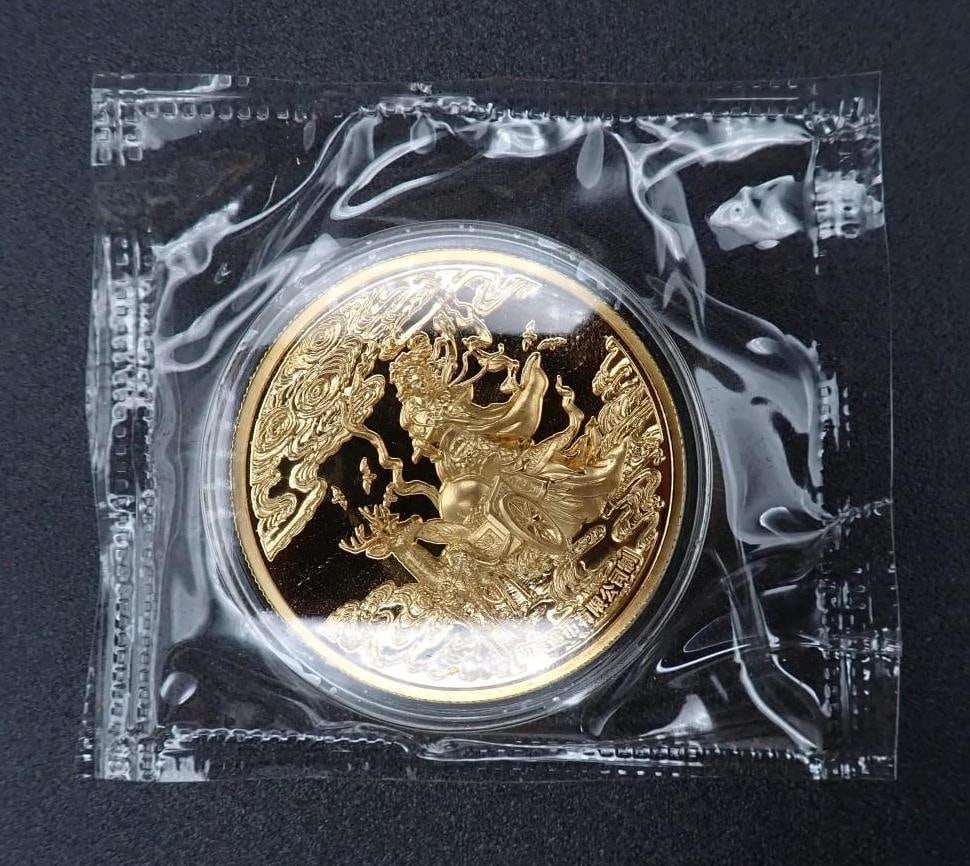 Cased China Gods of Longevity Brass Medal - 3