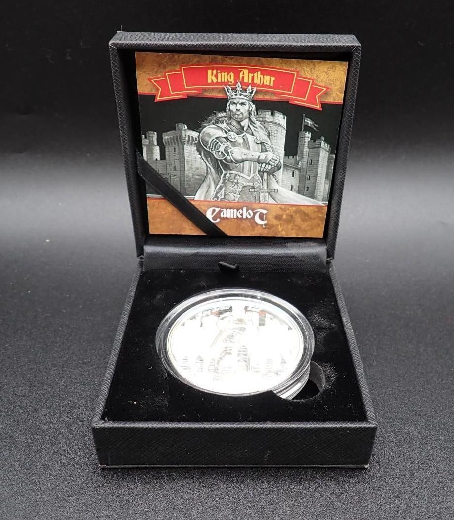 Cased 2015 Cook Islands King Arthur 2 Ounce .999 Silver Coin: Cased 2015 Cook Islands King Arthur 2 Ounce .999 Silver Coin -50mm in diameter, ultra high relief, 81/999