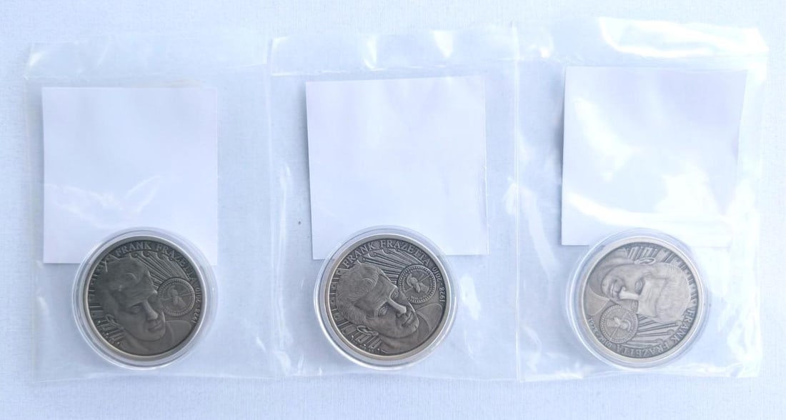 (3) Frank Frazetta Antique Finish "Death Dealer" 1 Ounce .999 Silver Rounds - 2
