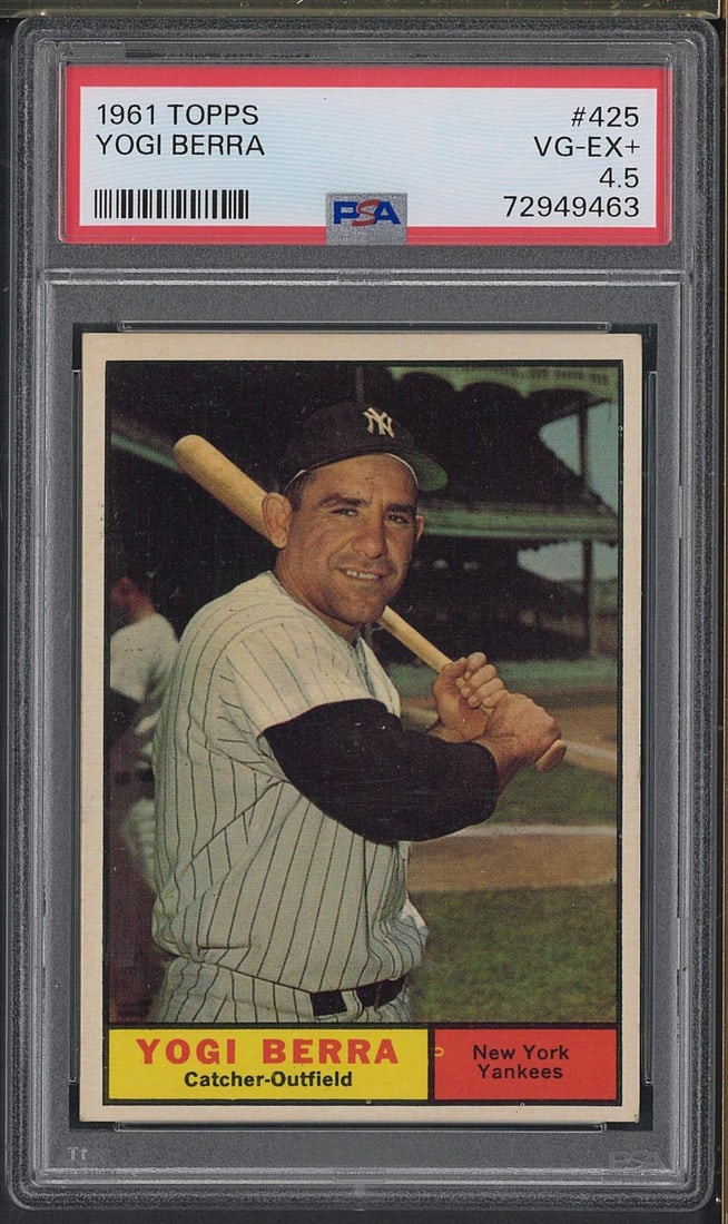 1961 Topps #425 Yogi Berra: 1961 Topps #425 Yogi Berra -PSA VG-EX+ 4.5
