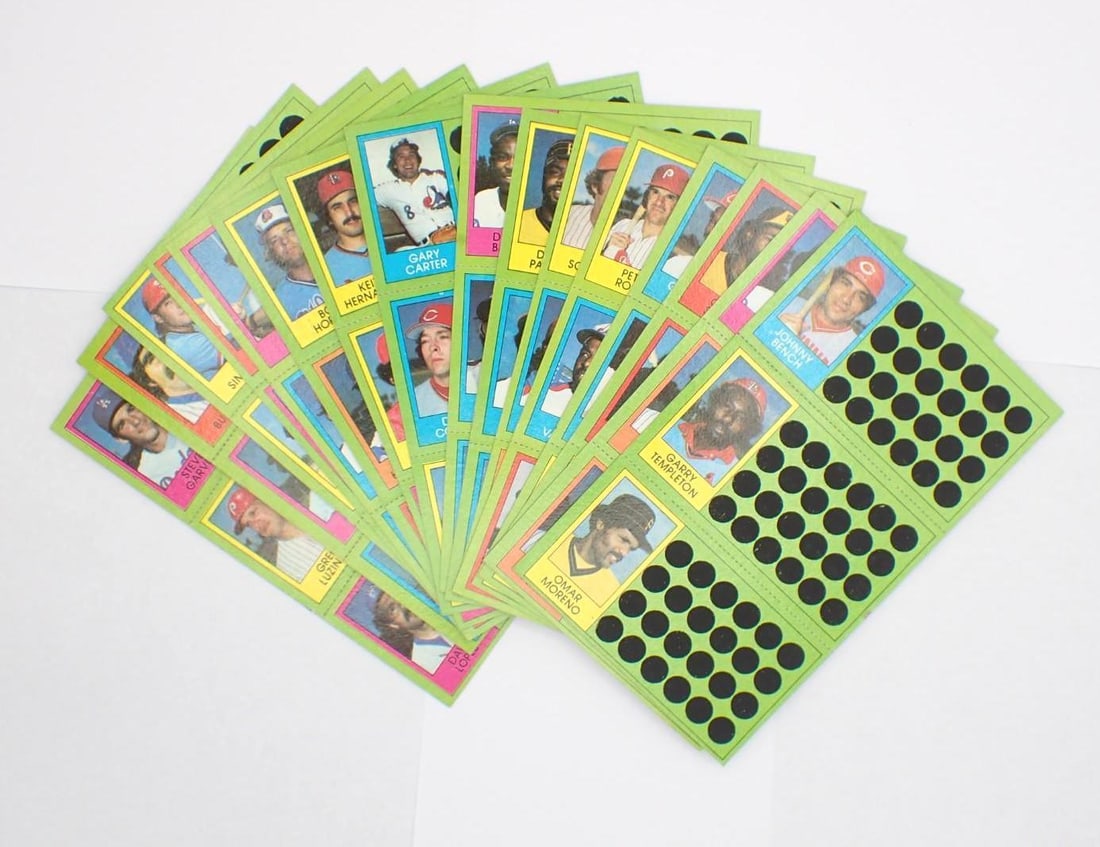 (32) 1981 Topps Scratch Offs Full Panels - 16