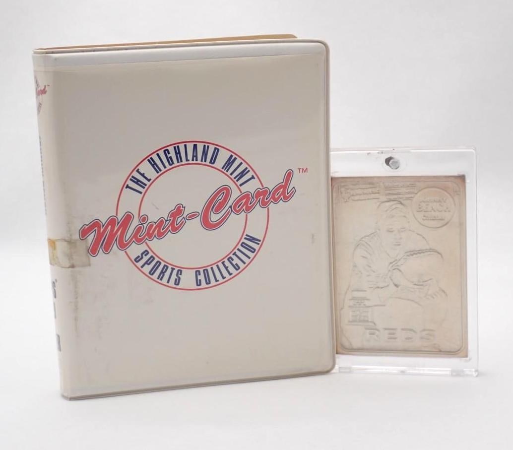 1969 Highland Mint Topps Johnny Bench .999 Silver 4.25 Oz. Mint Card: 1969 Highland Mint Topps Johnny Bench .999 Silver 4.25 Oz. Mint Card -