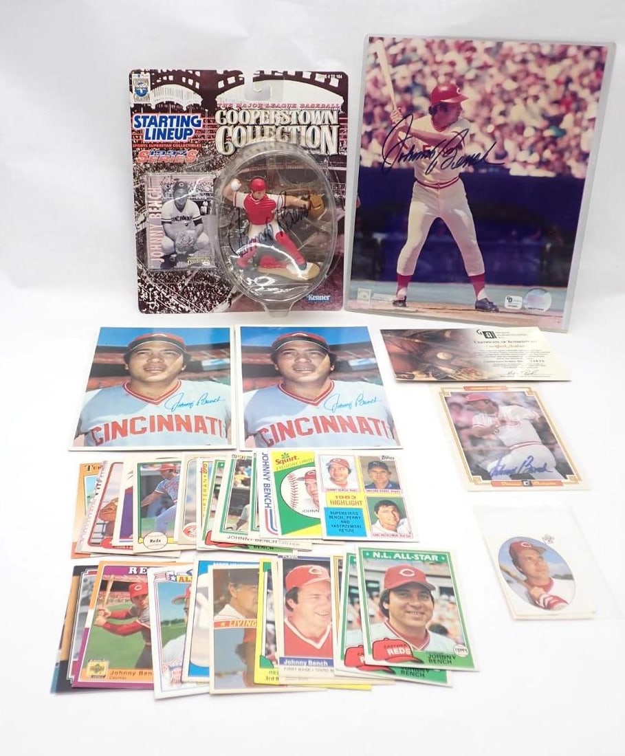 Johnny Bench Collectibles: Johnny Bench Collectibles -incl.: Kenner Starting Lineup Sports Superstar Collections Figure in Autographed Package w/COA; Autographed Color Action Photo w/COA; Donruss Autographed Large Format Card
