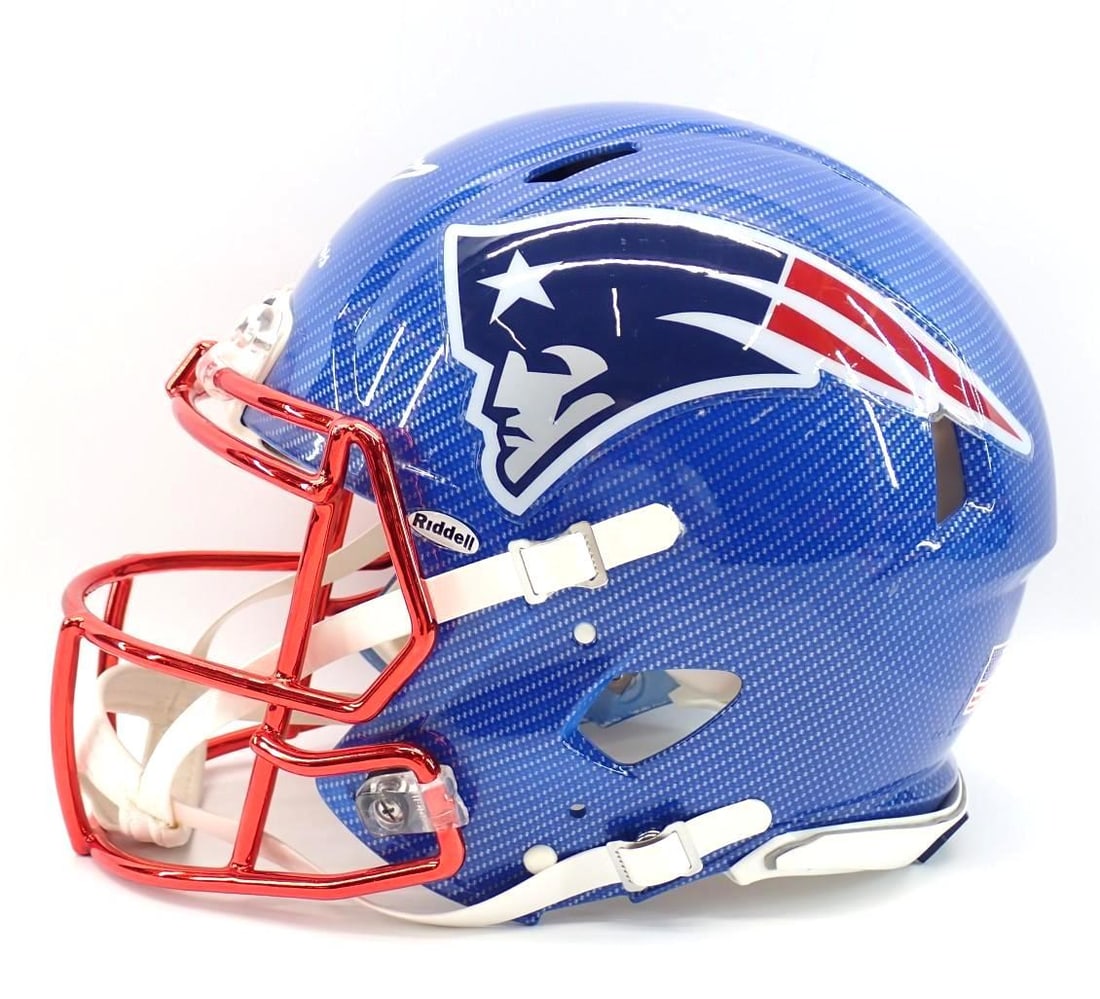 N'keal Harry Autographed New England Patriots Helmet - 4