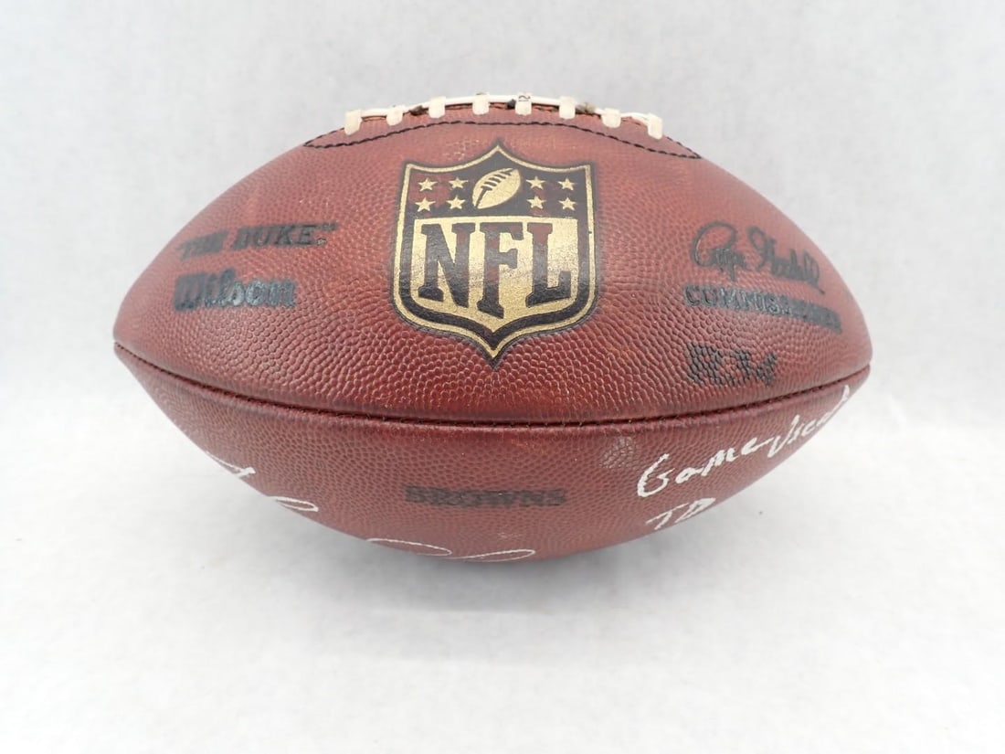 Josh Gordon Cleveland Browns Autographed Game Day Used Football: Josh Gordon Cleveland Browns Autographed Game Day Used Football -Dec. 18, 2013 touchdown against New England, Beckett certified