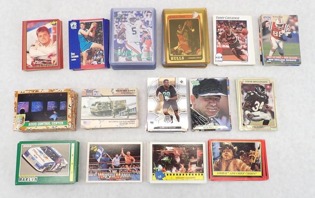 (200)+ Trading Cards - 2